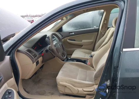 2004 Honda Accord 2.4 Lx из США, поврежденный, VIN 1HGCM56304A152412